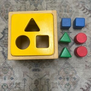 🍀2/$10 Wood Baby Sorting Toy